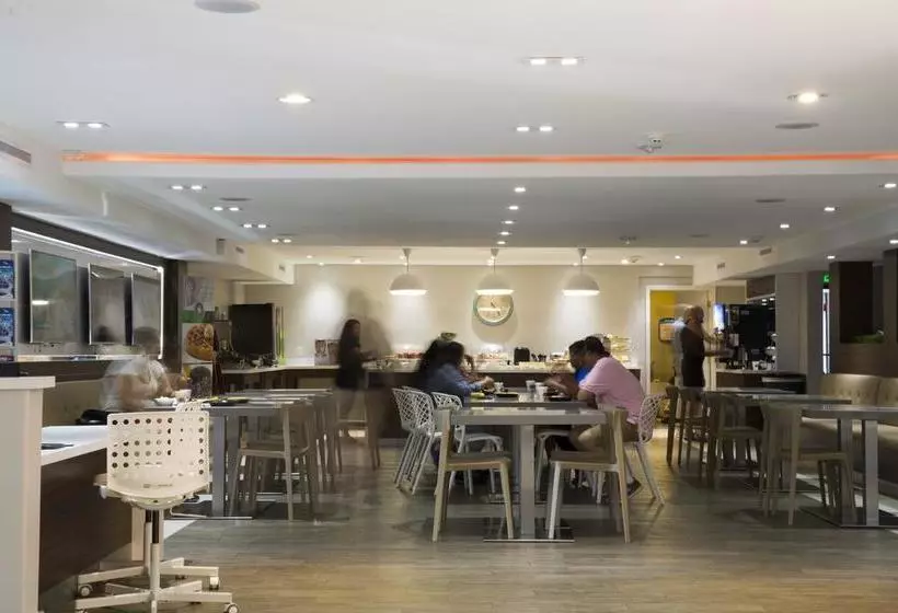 Hotelli Quality Inn & Suites By The Parks