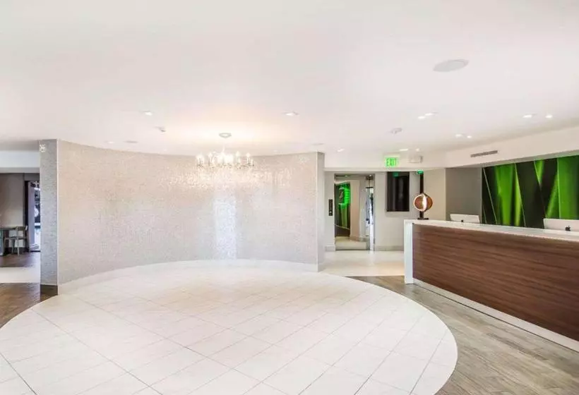 Hotelli Quality Inn & Suites By The Parks