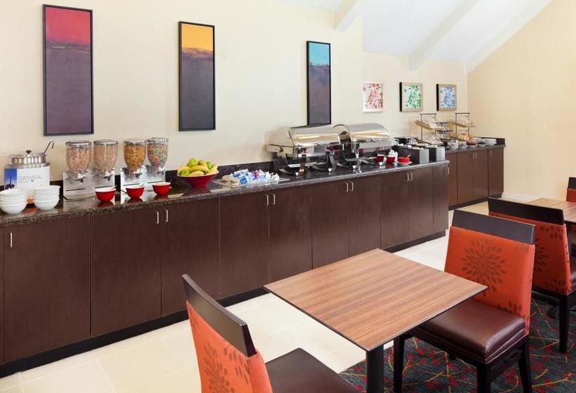 فندق Residence Inn St. Petersburg Clearwater