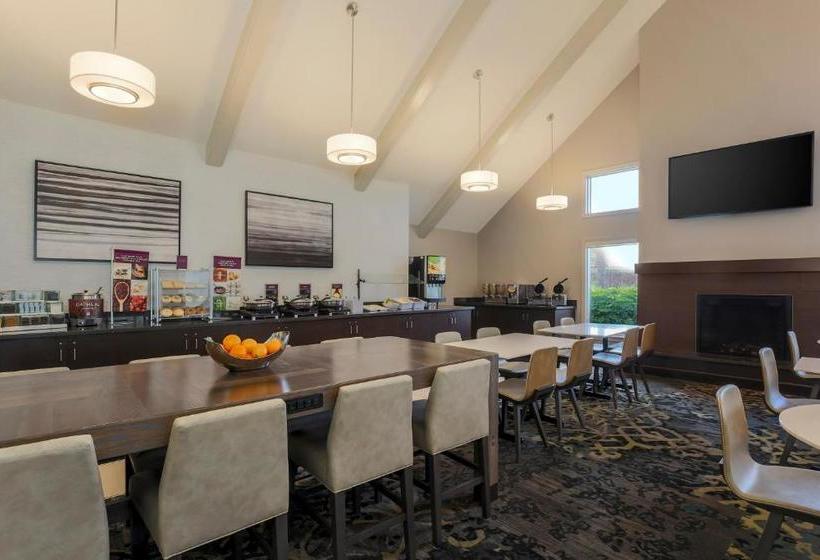 فندق Residence Inn St. Petersburg Clearwater