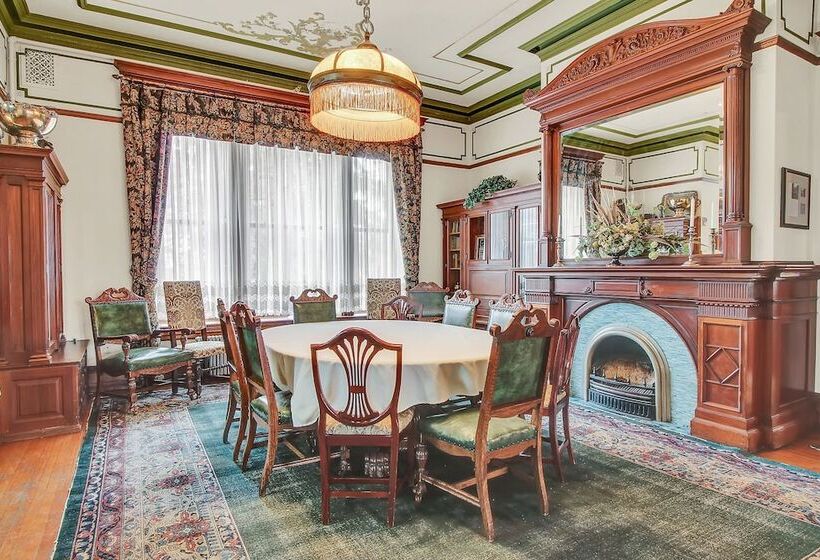 호텔 The Gables At Stirling Guest