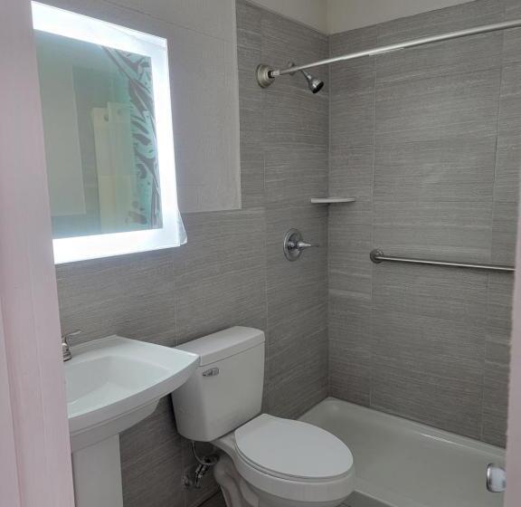 모텔 Budget Inn Winter Haven Auburndale