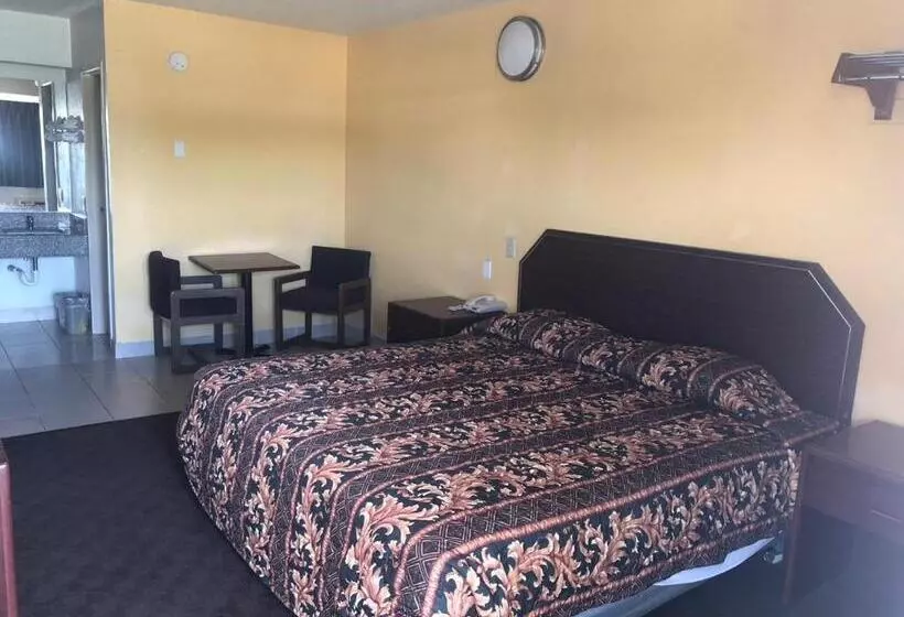 モーテル Lone Star Inn