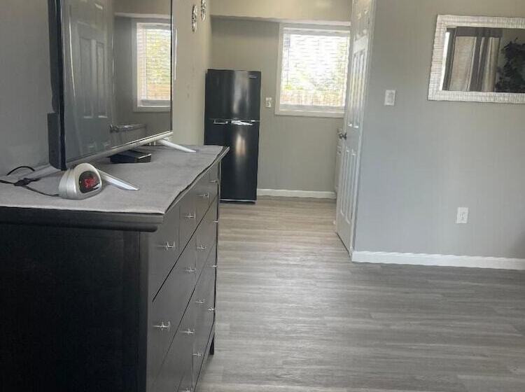 Motel Point Pleasant Inn