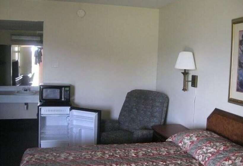 מוטל Red Carpet Inn Terre Haute