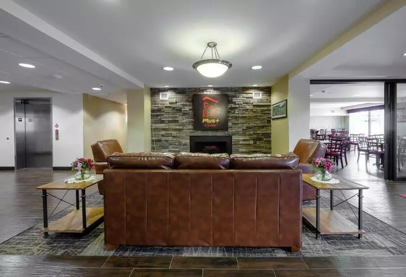 Motelli Red Roof Inn Plus+ & Suites Malone