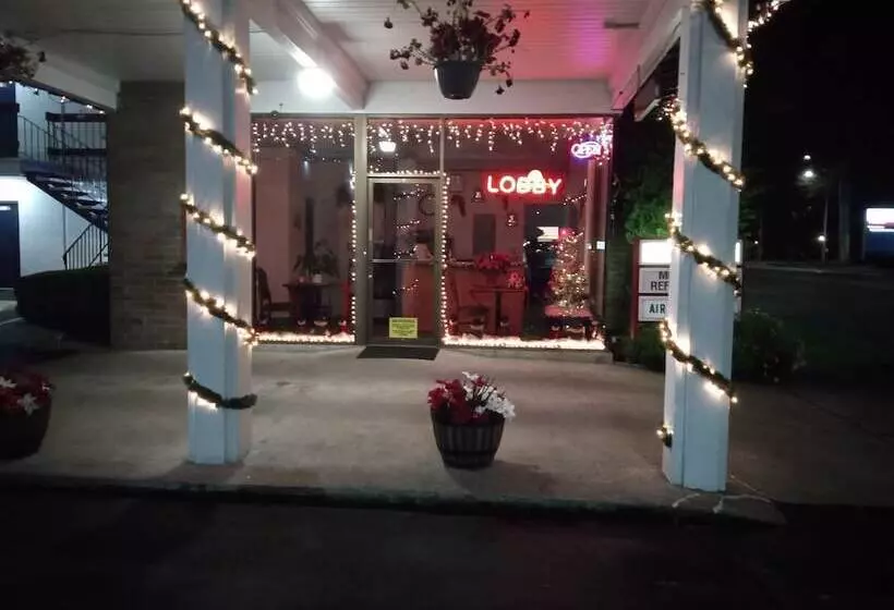 モーテル Travelers Inn By Oyo Longview Kelso