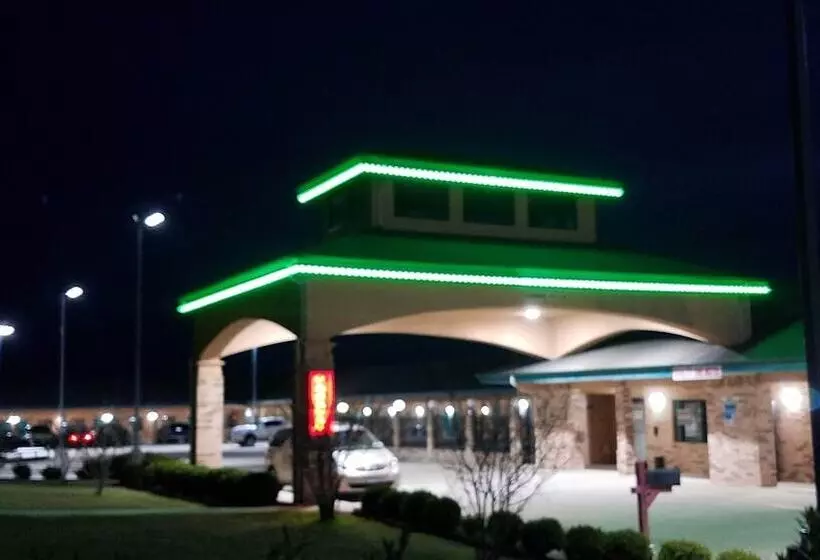 Quality One Motel