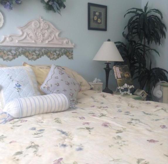 Toad Hall Manor Bed And Breakfast