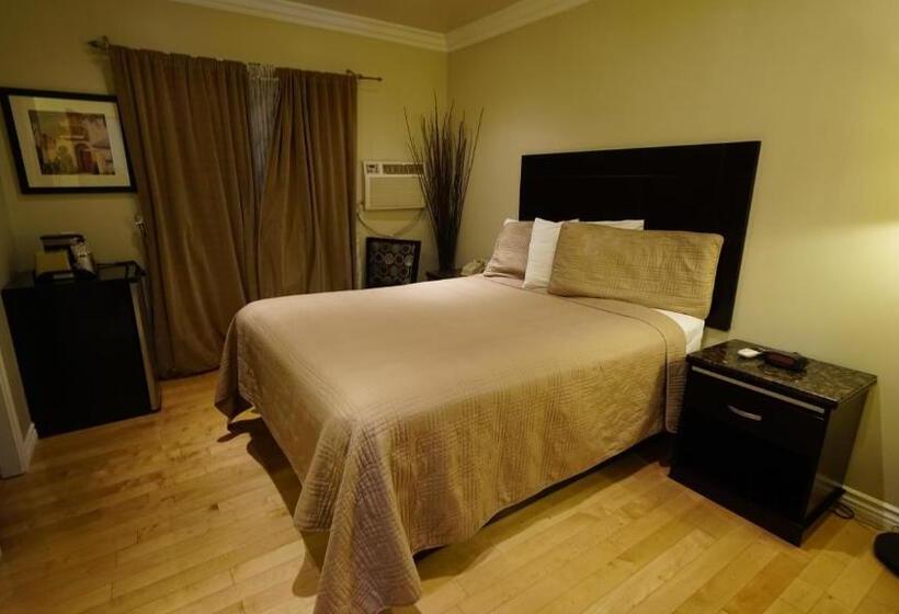 Trylon Hotel Hollywood