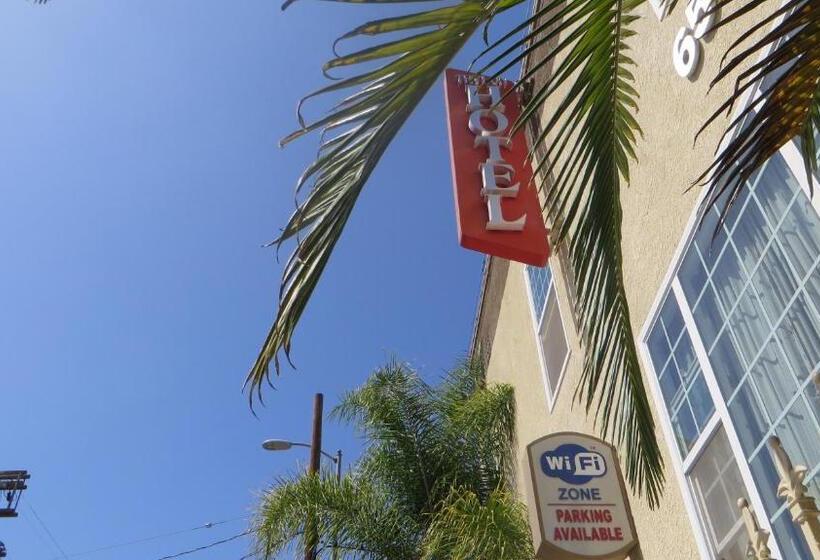 Trylon Hotel Hollywood