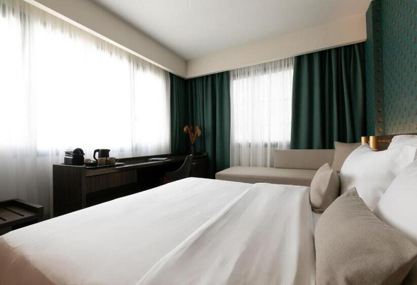 هتل Luwian Athens Boutique