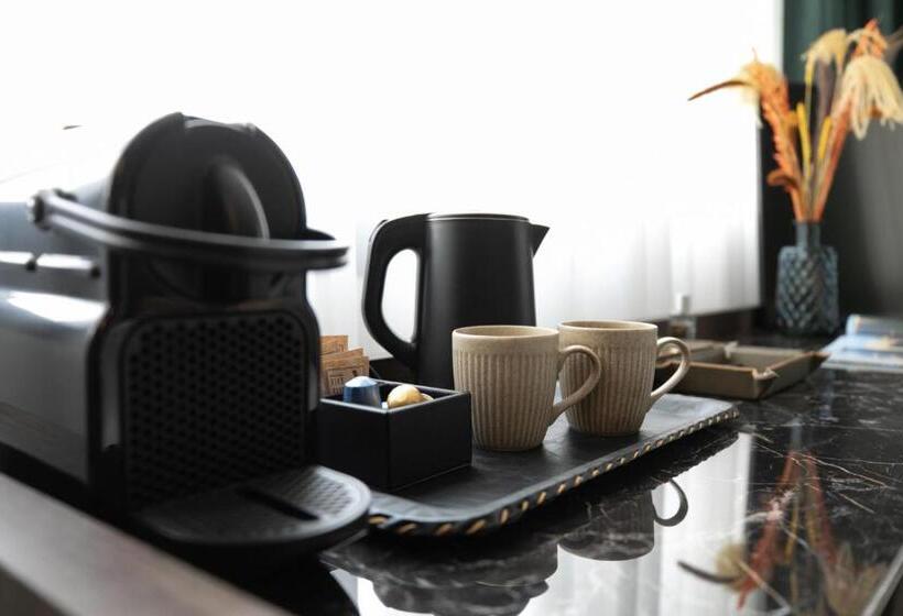 هتل Luwian Athens Boutique