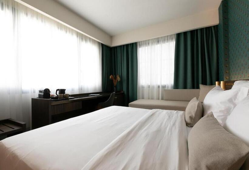 هتل Luwian Athens Boutique