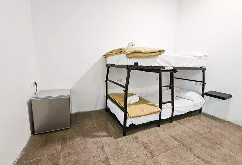 Hostel Backpacker Solopuent