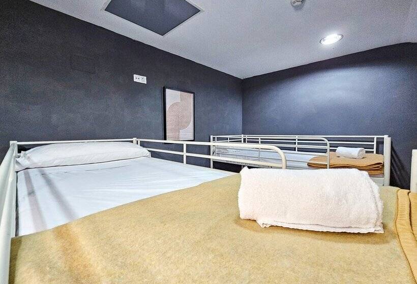 Hostel Backpacker Solopuent