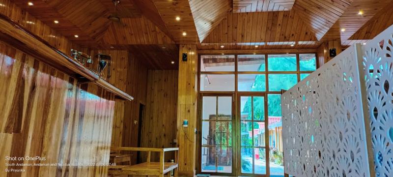 酒店 White Coral Beach Resort