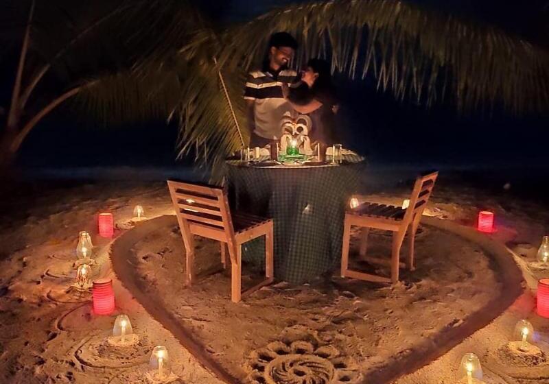 酒店 White Coral Beach Resort