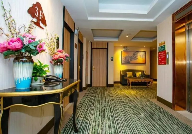 ホテル Greentree Inn Anhui Chuzhou World Trade Plaza Longpan Express