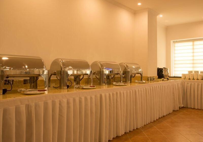 Hotel Greentree Inn Chizhou Changjiang Middle Road Shangzhidu Commerce Square Express