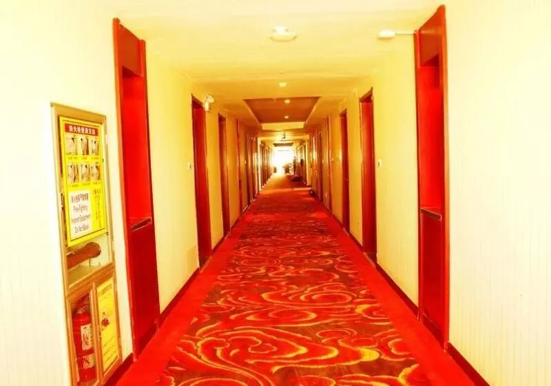 ホテル Greentree Inn Jiuquan Century Plaza