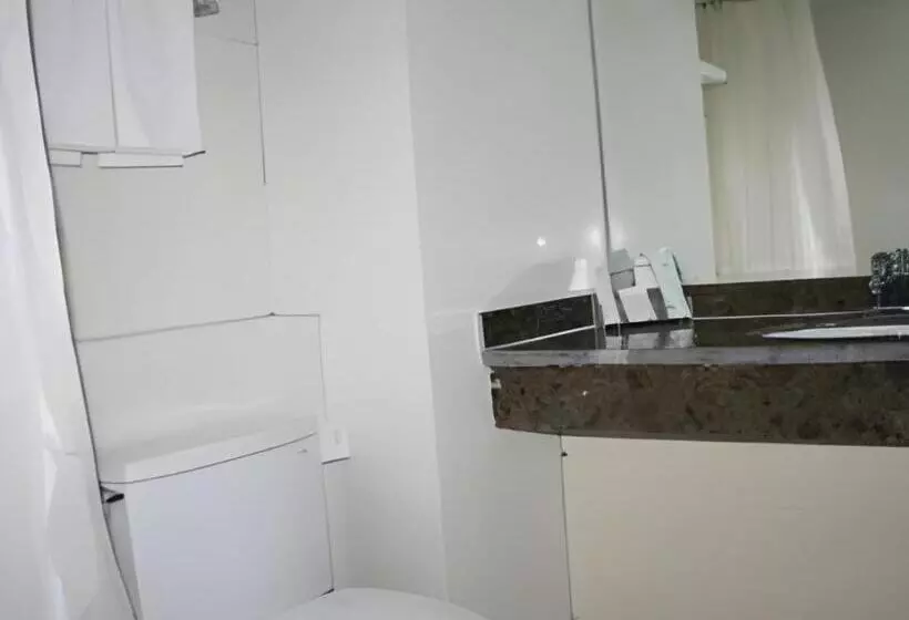 ホテル Greentree Inn Jiuquan Century Plaza