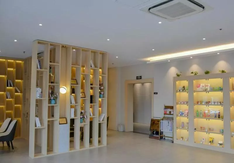 Hotelli Greentree Inn Xuzhou High Speed Railway Station Express