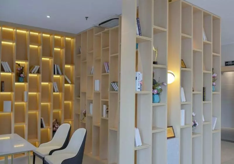 Hotelli Greentree Inn Xuzhou High Speed Railway Station Express