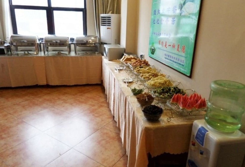 فندق Greentree Inn Xuzhou High Speed Railway Station Express