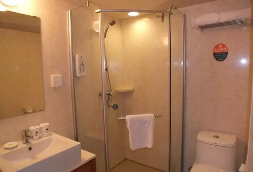 Hotelli Greentree Inn Xuzhou High Speed Railway Station Express