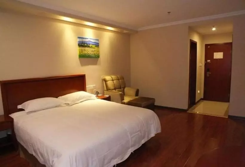 Hotelli Greentree Inn Xuzhou High Speed Railway Station Express