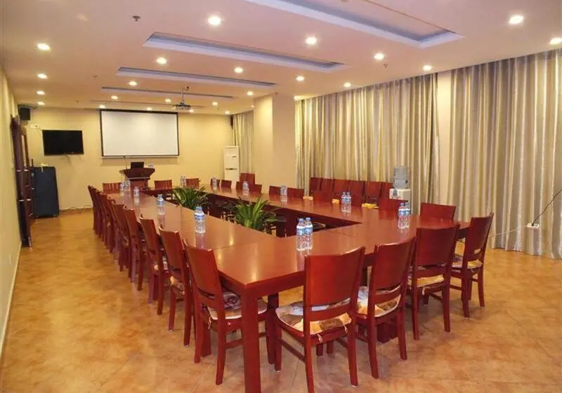 ホテル Greentree Inn Xuzhou High Speed Railway Station Express