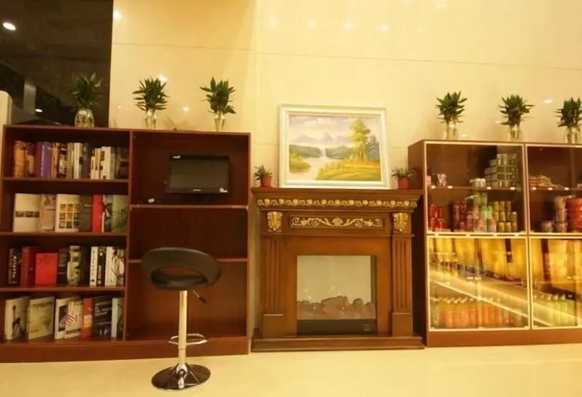 ホテル Greentree Inn Yangzhou West Kaifa Road Baolong Square Express