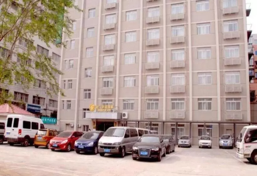 Hotelli Jinjiang Inn Style Shenyang The Palace Huaiyuan Gate