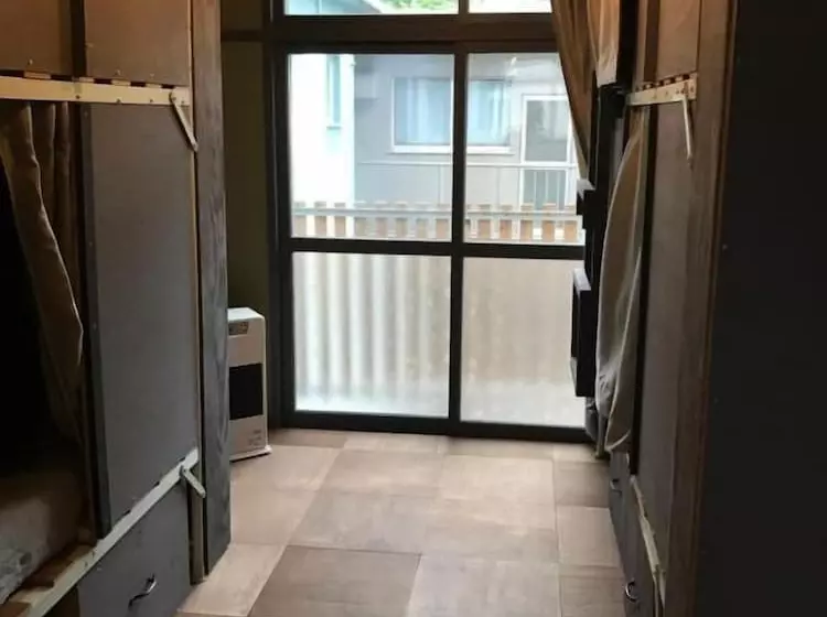 Guest House Ponkotan   Hostel