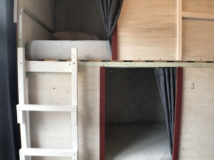 Guest House Ponkotan   Hostel