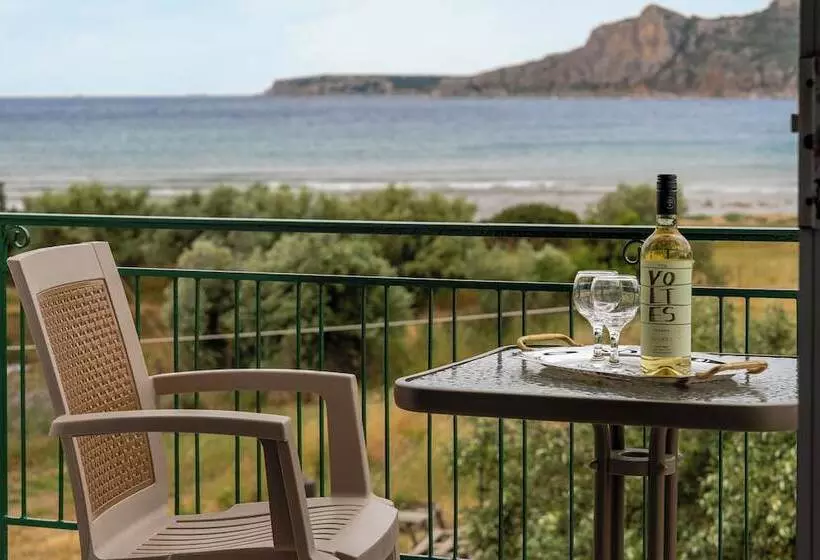 ホテル Laconia Domus   Plytra