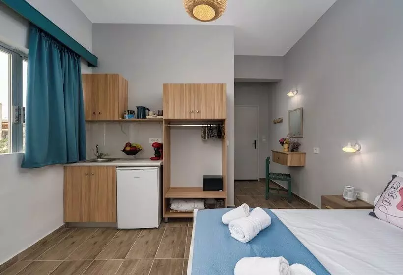 ホテル Laconia Domus   Plytra