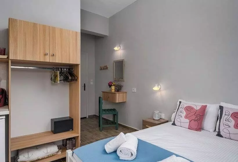 ホテル Laconia Domus   Plytra