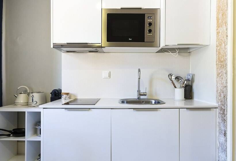 هتل Metropolitan Lisbon Janelas Verdes