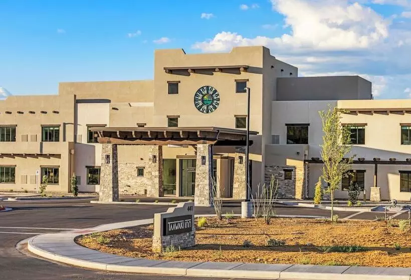 Hotelli Taawaki Inn