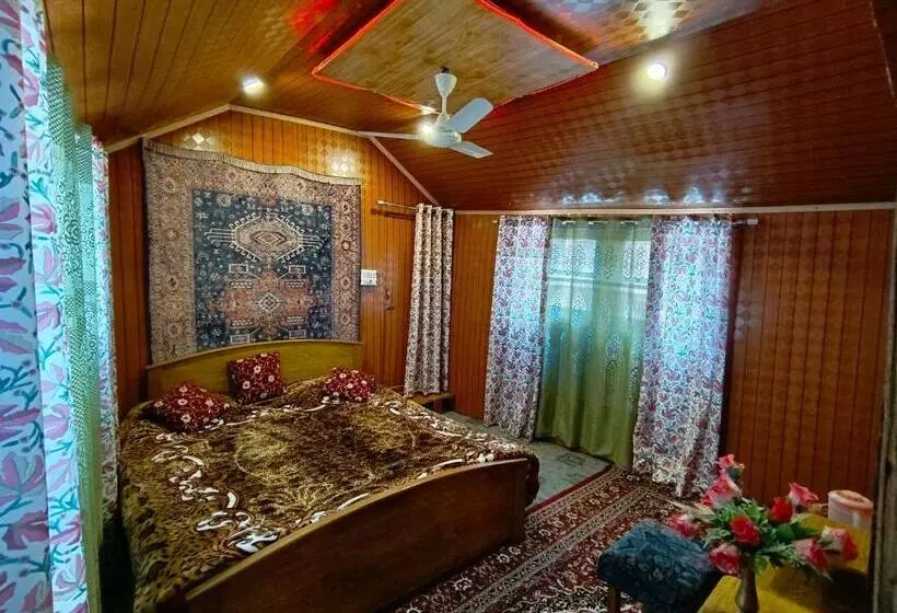ホテル The Dreamer Destination Houseboat