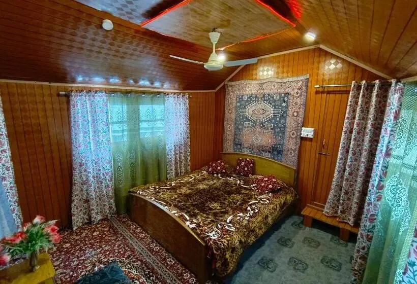 ホテル The Dreamer Destination Houseboat