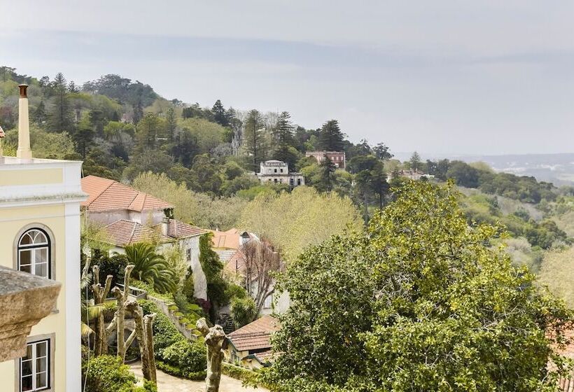 پانسیون Luxa Charm House