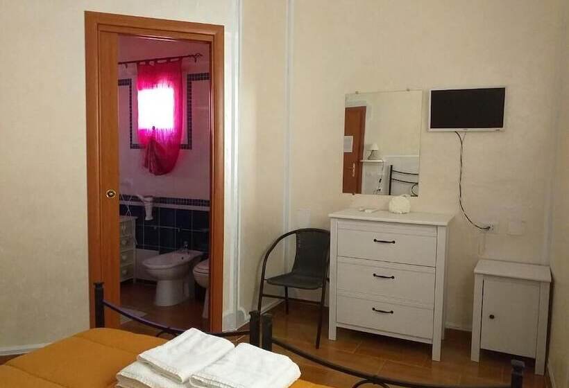 ベッドアンドブレックファースト Affittacamere Il Girasole