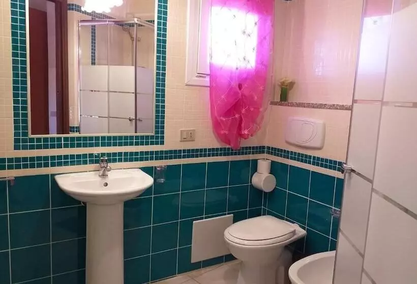 ベッドアンドブレックファースト Affittacamere Il Girasole