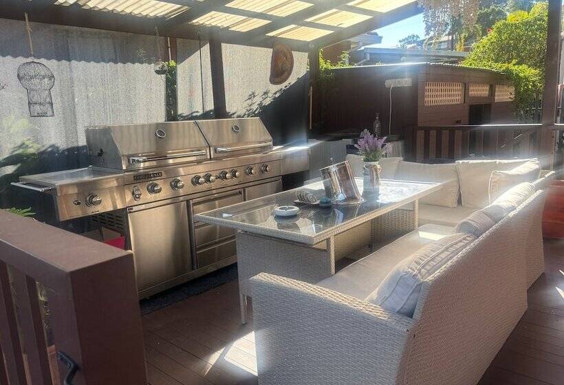 住宿加早餐  Lakeside Shared Manor  Private 1 Or 2 Bedrooms Bathrooms Lounge Area & More