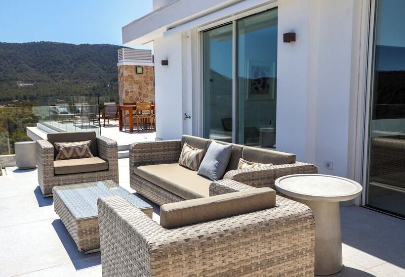 Cala Vadella Panoramic Retreat