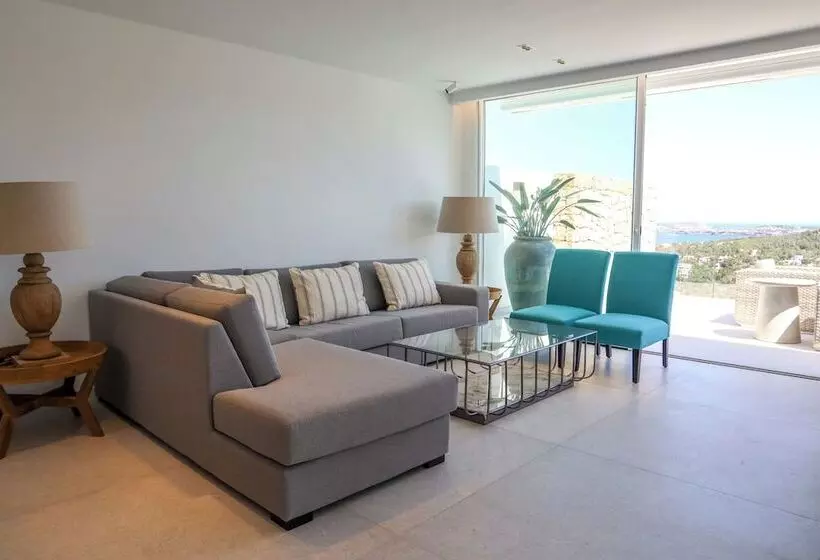 Cala Vadella Panoramic Retreat