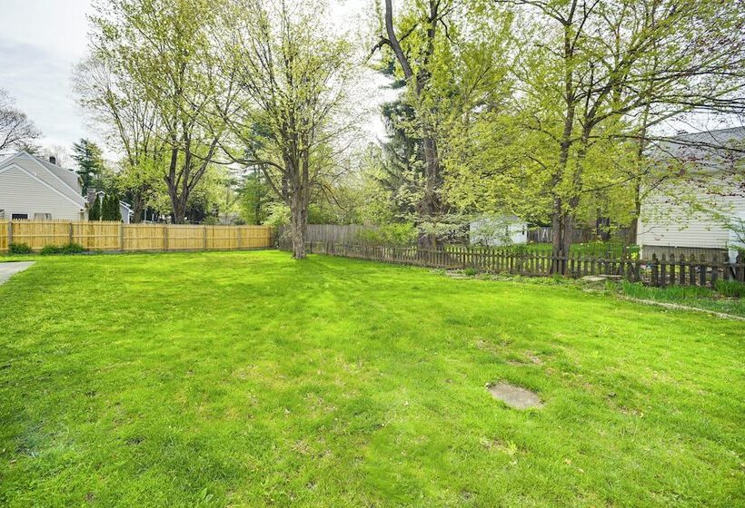 Cozy Ballston Spa Home W/ Fenced Yard!